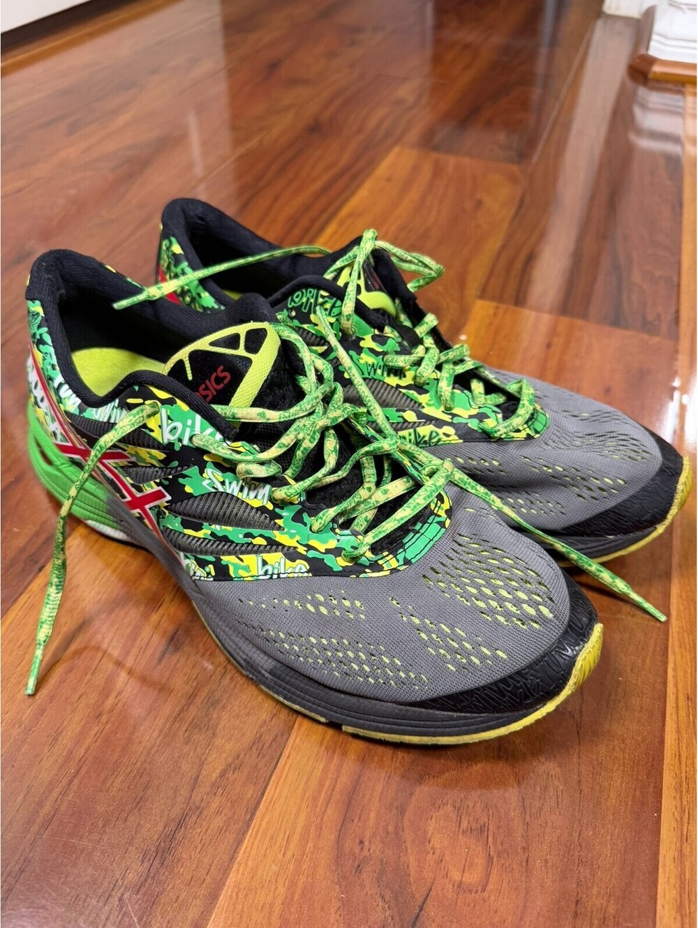Men's Asics Gel Noosa Tri 10 Green Red Grey Running Shoes T530N SZ 11.5
